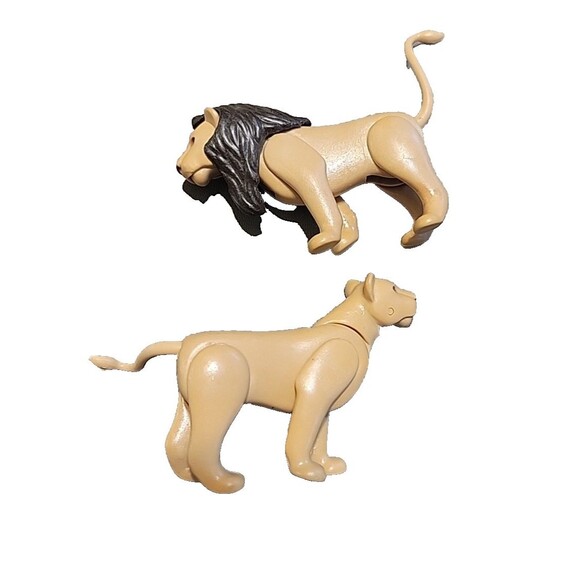 Playmobil Wiltopia Lion Zoo Safari Circus Animal Figure Replacement King - Picture 1 of 11